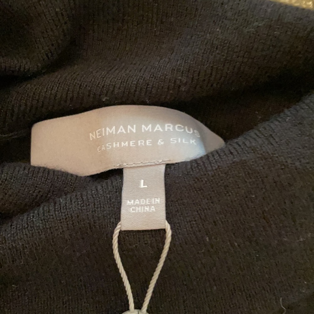 Men’s sweater - Picture 3 of 5